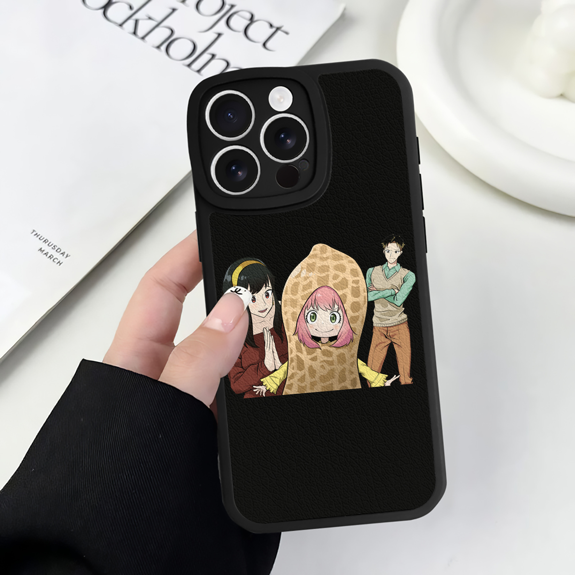（画像用） SPY×FAMILY间谍家家酒 【iPhone 16シリーズ対応】シリコンスマホケース（レザー調） 材質：シリコン